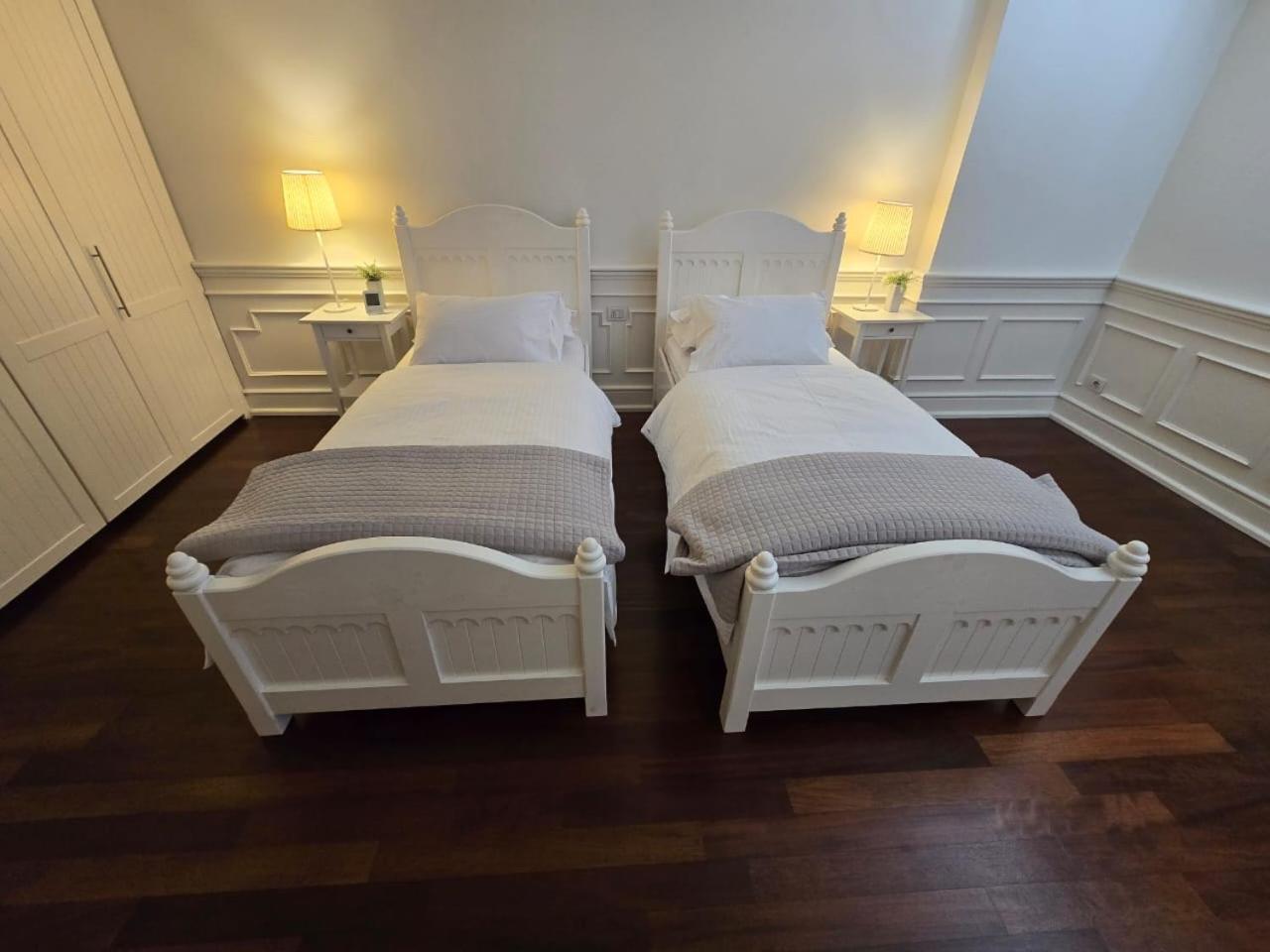 Lana Riverside Apartment Тирана Экстерьер фото